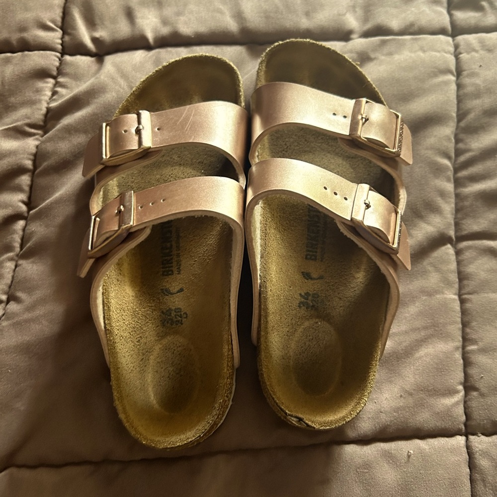 Birkenstock Arizona girls sandal size 34